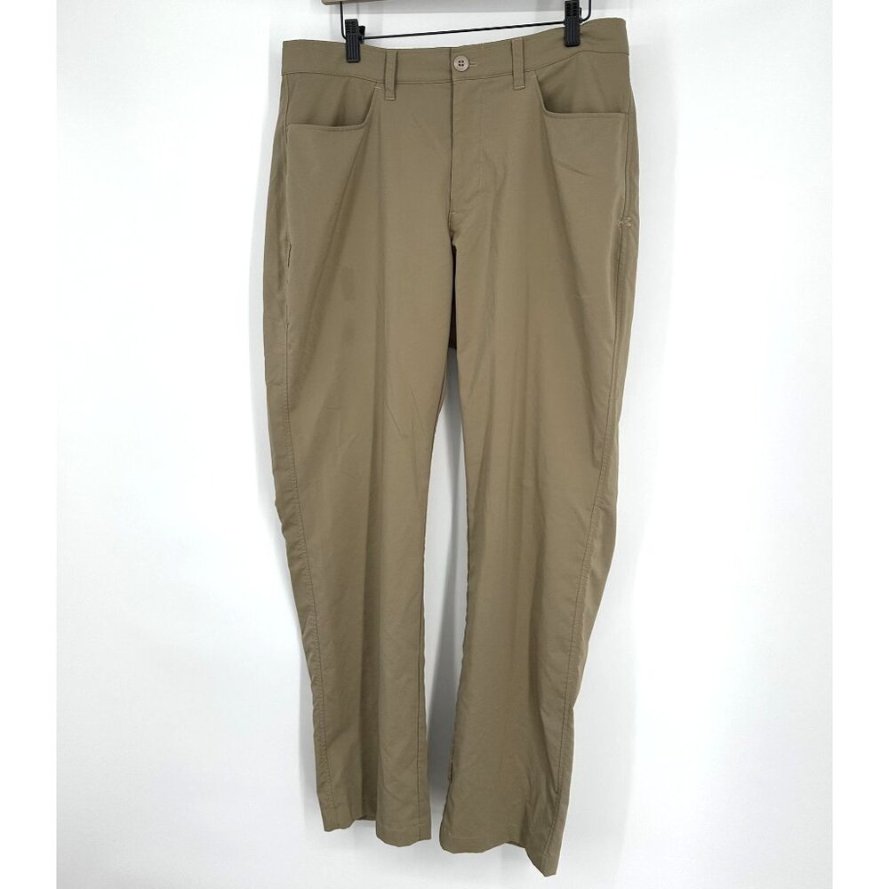 Under Armour Men's Tan Pants Loose‎ Size 34/32